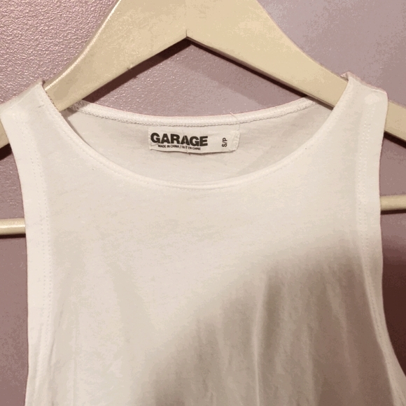 Tank top - Picture 2 of 3